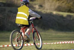 APA Warnweste für Kinder 7-14 Jahre gelb