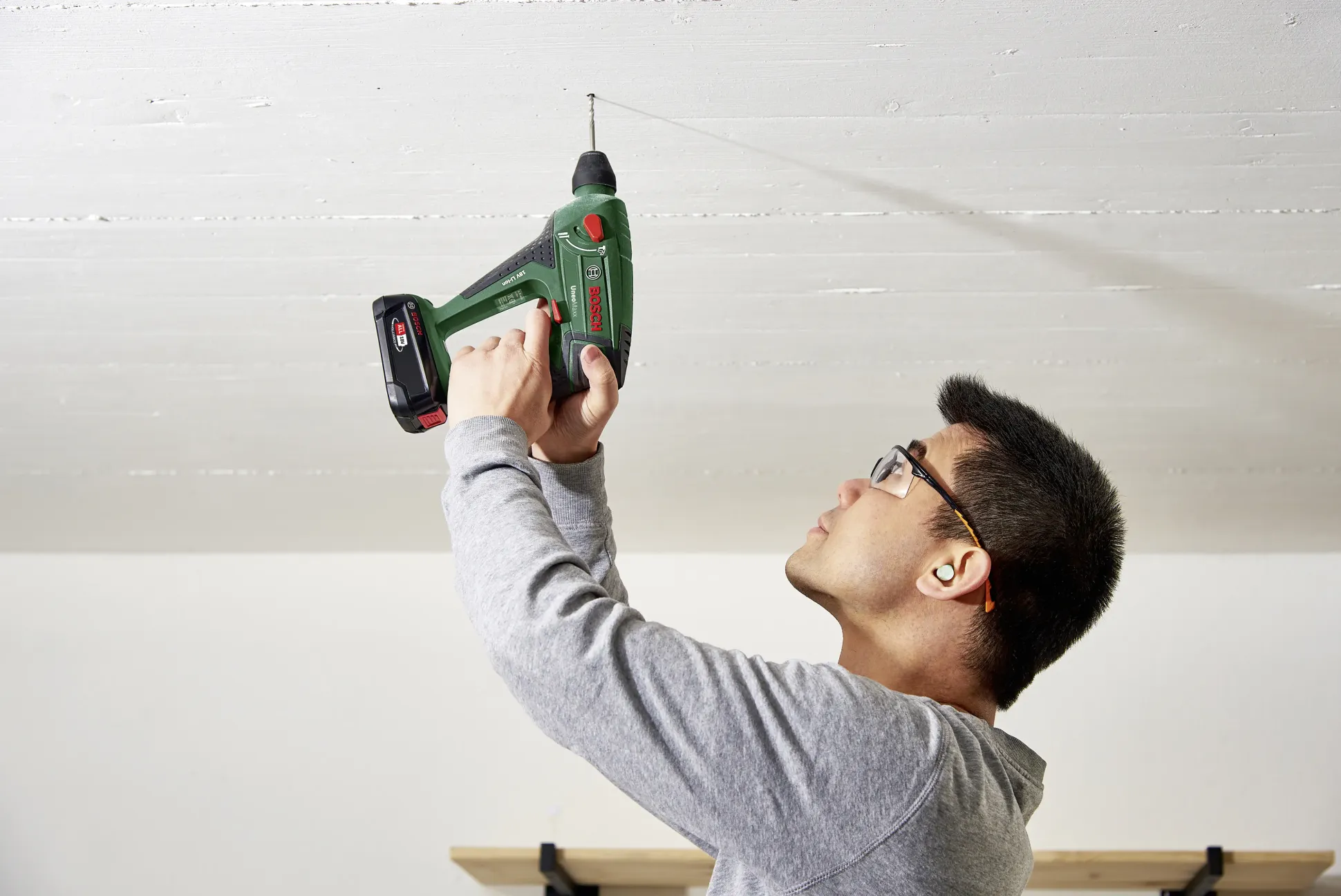Bosch Akku-Bohrhammer UNEO Maxx 18 V 2.5 Ah Solo