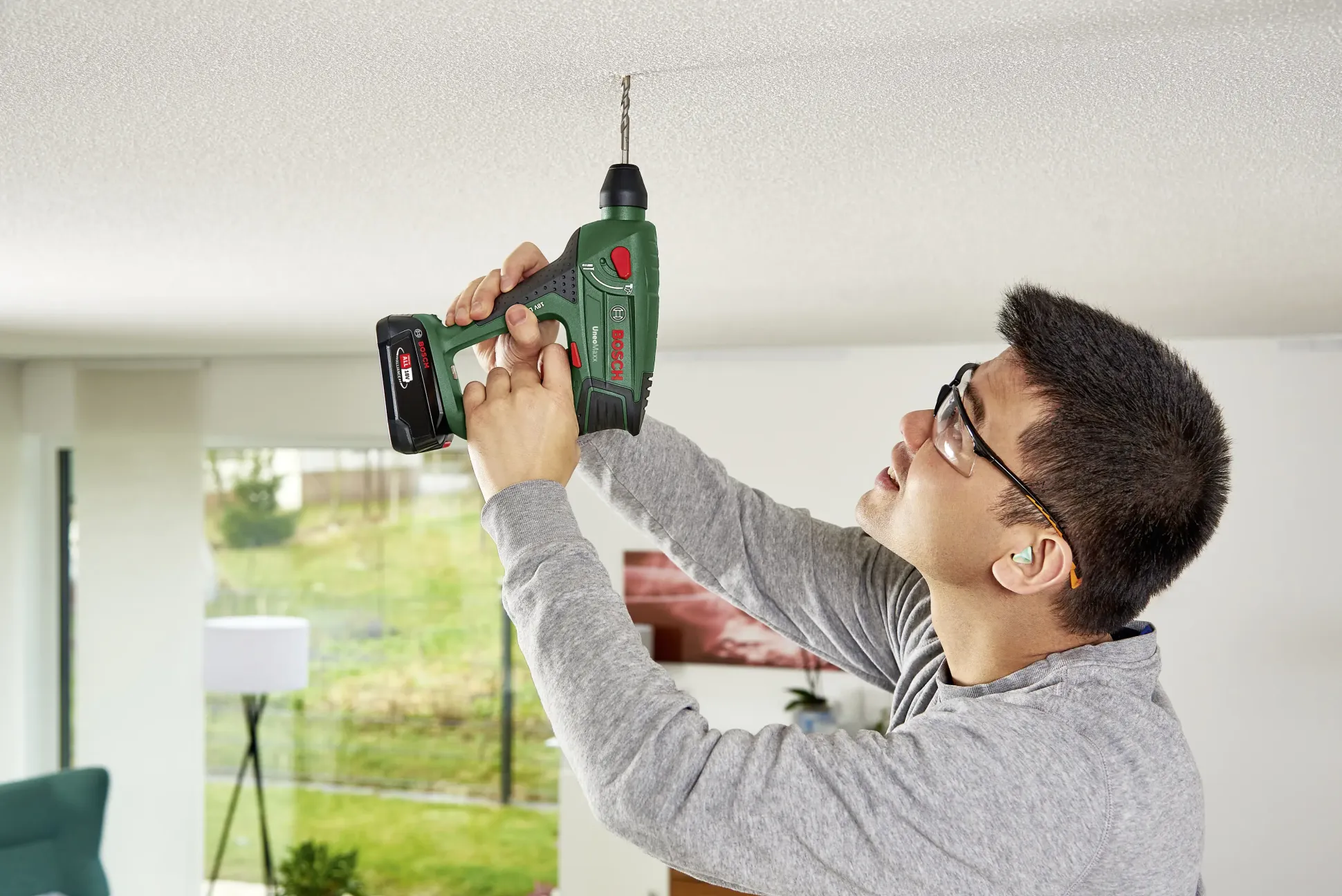 Bosch Akku-Bohrhammer UNEO Maxx 18 V 2.5 Ah Solo