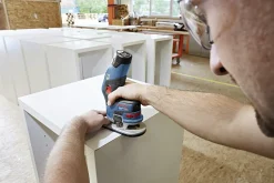 Bosch Professional Akku-Kantenfräse GKF 12V-8 Solo
