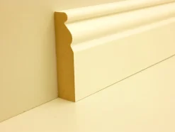 B.S. Bauprogramm Altbausockel 250 cm 70 x 18 mm weiß