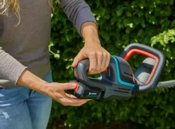 Gardena Akku Heckenschere ComfortCut 60/18V-P4A ohne Akku und Ladegerät