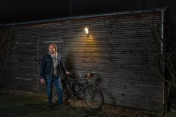Ledvance LED Außenleuchte Endura Pro Spot Sensor weiß