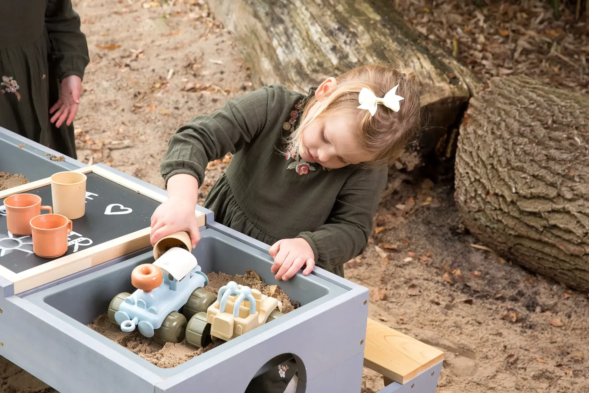 Muddy Buddy Outdoor Spieltisch Creator 100 x 90 x 50 cm
